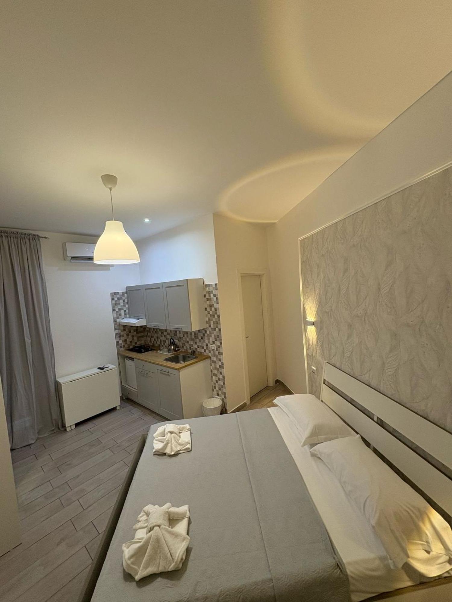 Bed & Breakfast Viren Naples